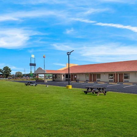Econo Lodge Cornersville Exteriér fotografie