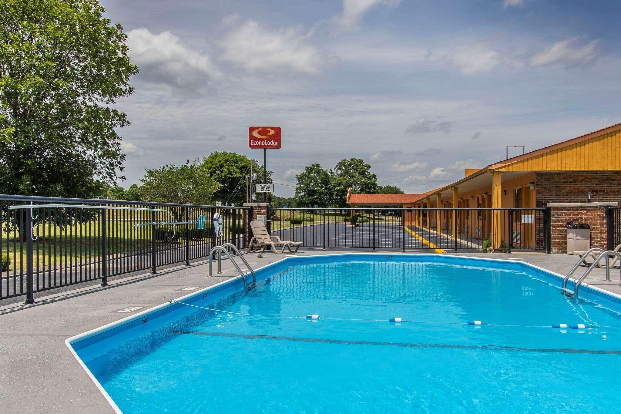Econo Lodge Cornersville Exteriér fotografie