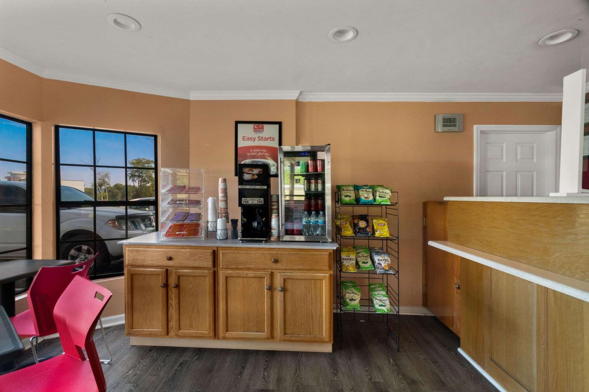 Econo Lodge Cornersville Exteriér fotografie
